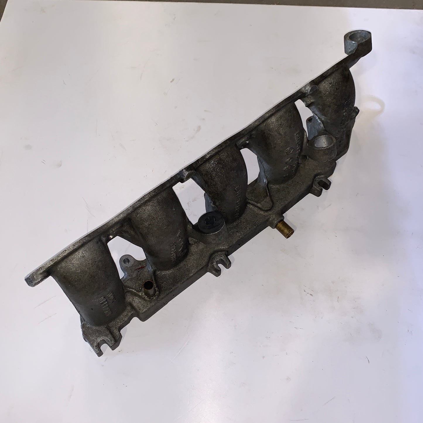 Used Mk2 Focus ST/RS Lower Inlet Manifold 1