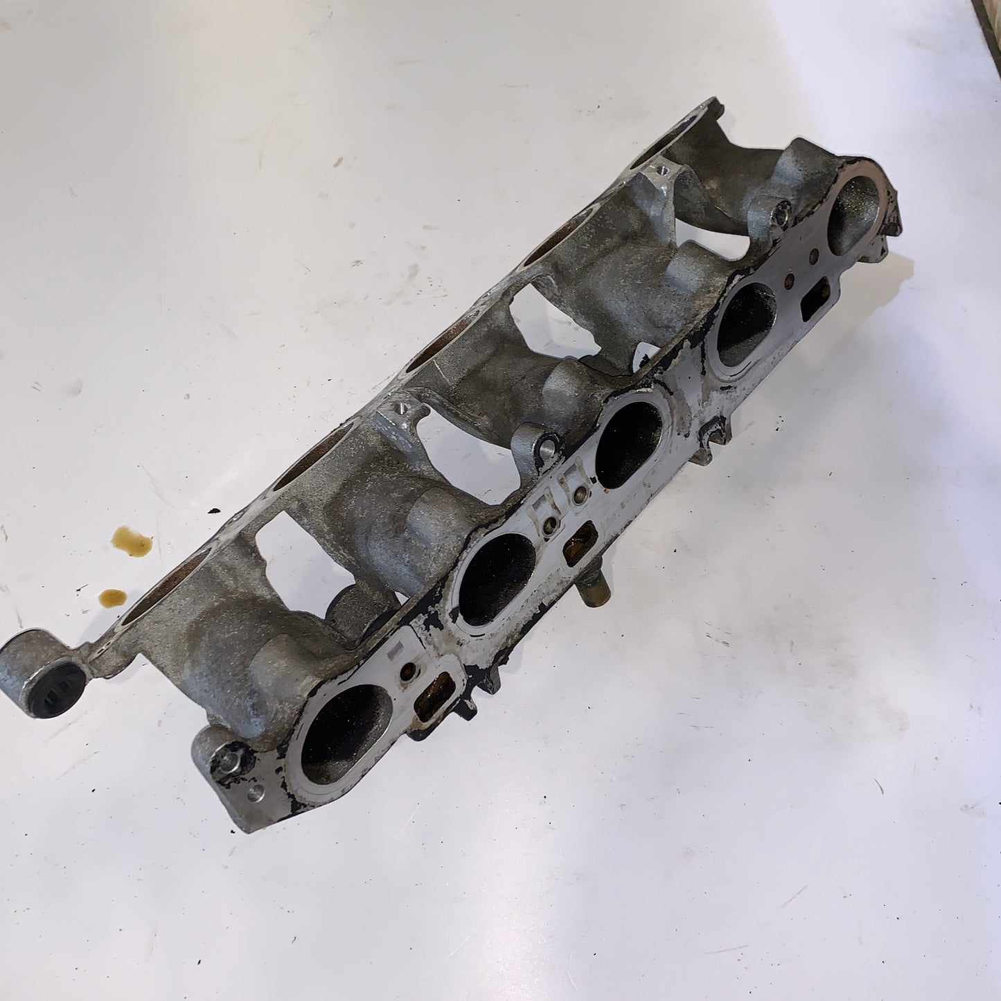 Used Mk2 Focus ST/RS Lower Inlet Manifold 3